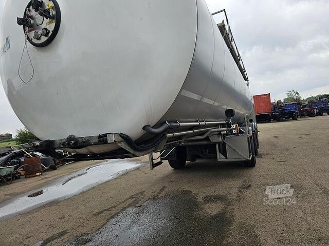 Depósito Magyar S43 EDD | MILK/ FOODSTUFF | 36000 LTR | 2  STEE...