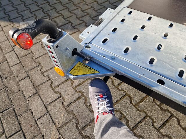 Přepravník automobilů Brian James Trailers A4 125-2424 Alufelgen 500x200 direkt