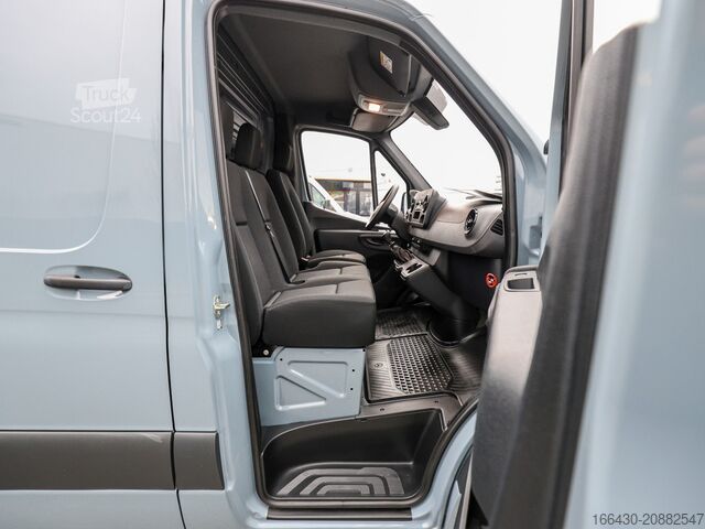 Panel van Mercedes-Benz Sprinter 211 CDI Kasten L2H1 AHK DAB Klima Bl