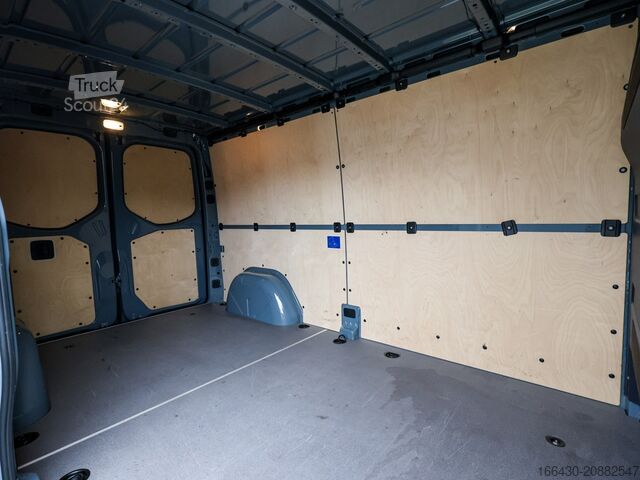 Panel van Mercedes-Benz Sprinter 211 CDI Kasten L2H1 AHK DAB Klima Bl