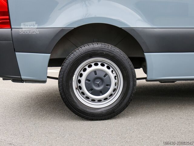 Panel van Mercedes-Benz Sprinter 211 CDI Kasten L2H1 AHK DAB Klima Bl