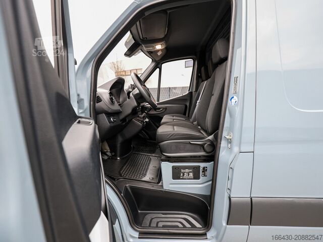 Panel van Mercedes-Benz Sprinter 211 CDI Kasten L2H1 AHK DAB Klima Bl