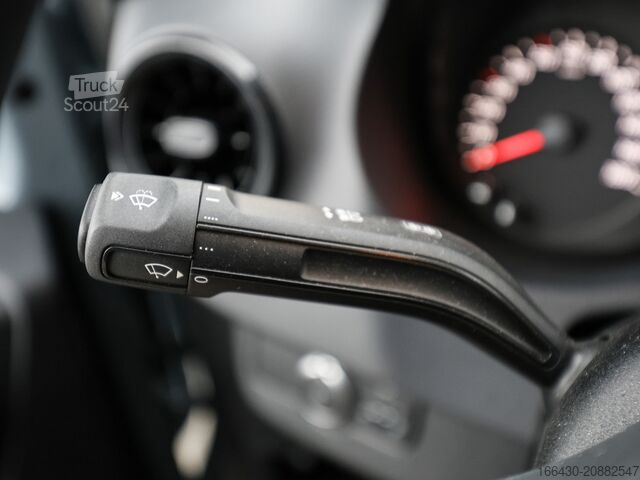 Panel van Mercedes-Benz Sprinter 211 CDI Kasten L2H1 AHK DAB Klima Bl