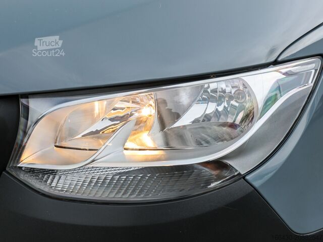 Panel van Mercedes-Benz Sprinter 211 CDI Kasten L2H1 AHK DAB Klima Bl