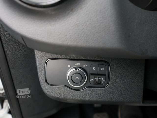 High top van Mercedes-Benz Sprinter 317 CDI Kasten L3H2 Holz Navi Kamera