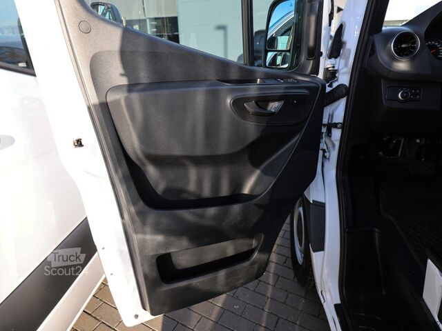 Dodávka s vysokou střechou Mercedes-Benz Sprinter 317 CDI Kasten Pro L2H2 Holz Navi Ka