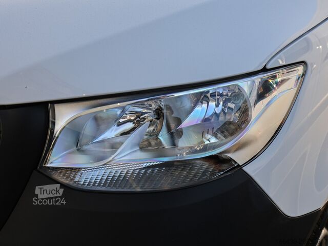 Dodávka s vysokou střechou Mercedes-Benz Sprinter 317 CDI Kasten Pro L2H2 Holz Navi Ka
