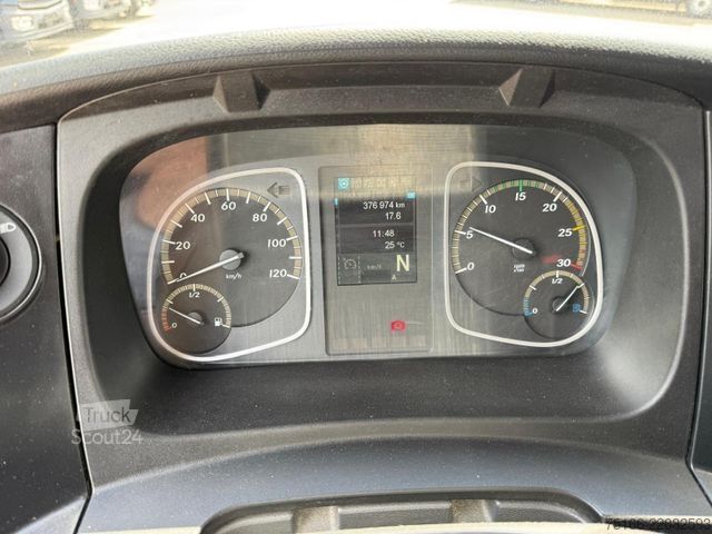 شاحنة صندوقية MERCEDES-BENZ ATEGO 1324 L Koffer 6,1 m LBW 1,5 T*Diff.-Sperre
