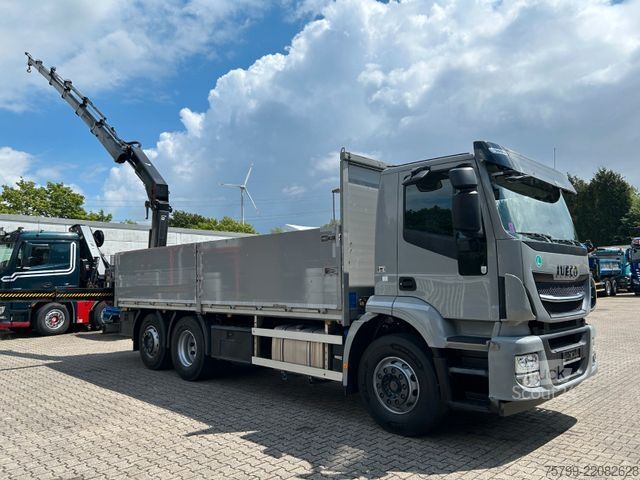 Tovorna dvigalka na tovornjaku IVECO Pritsche + HIAB HIDUO 228 Kran