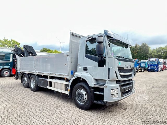 Tovorna dvigalka na tovornjaku IVECO Pritsche + HIAB HIDUO 228 Kran