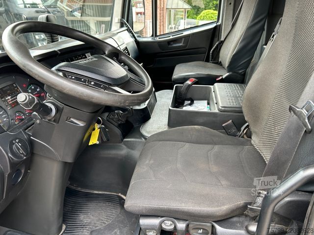 Tovorna dvigalka na tovornjaku IVECO Pritsche + HIAB HIDUO 228 Kran