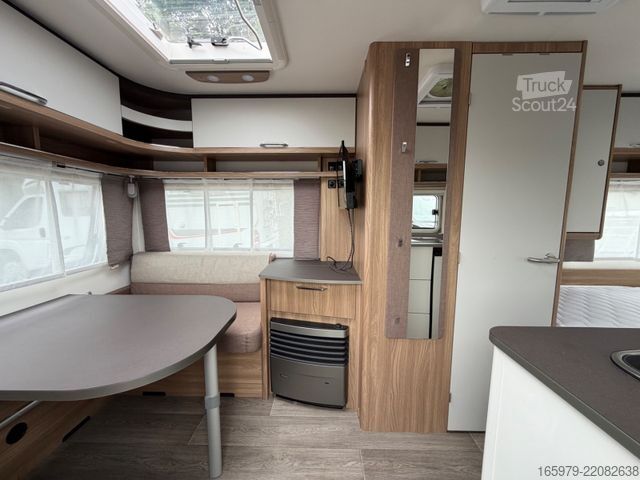 Lakókocsi BÜRSTNER Premio 460 TL