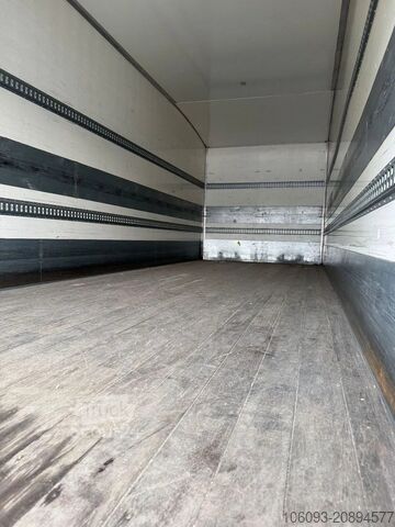 Valise Mercedes-Benz Atego 1222 Bakwagen