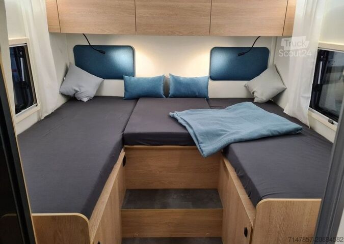 Półzintegrowany kamper Citroen