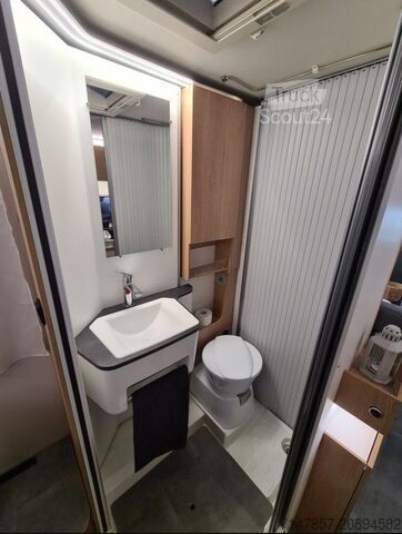 Półzintegrowany kamper Citroen 