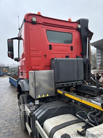 Camion benne à bras amovible Mercedes-Benz Arocs 3240