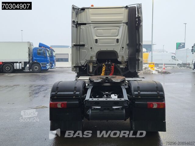 Sustancias peligrosas Mercedes Actros 1943 4X2 StreamSpace ADR