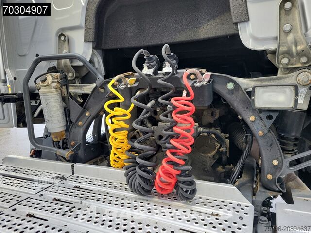 Sustancias peligrosas Mercedes Actros 1943 4X2 StreamSpace ADR