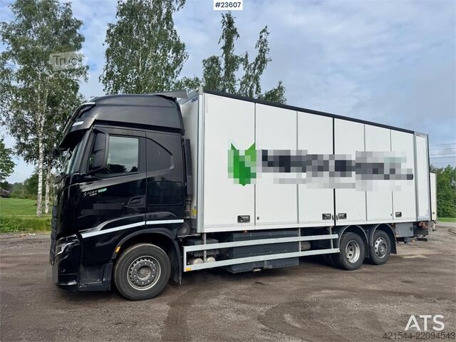 Kofer Iveco S-WAY 460 6x2 Box Truck with Full Side Opening – C