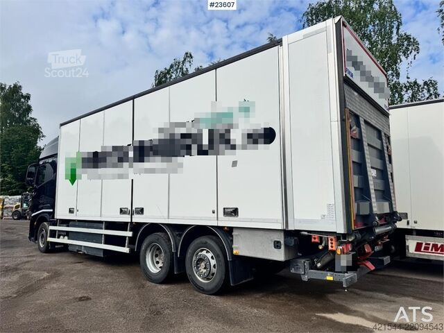 Kofer Iveco S-WAY 460 6x2 Box Truck with Full Side Opening – C