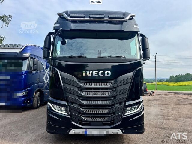 Kofer Iveco S-WAY 460 6x2 Box Truck with Full Side Opening – C