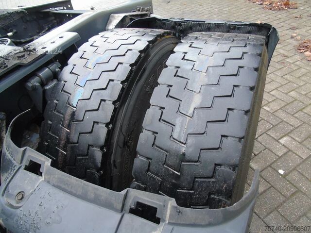 Estándar-SZM DAF XF 105.410 EURO 5