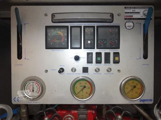 Camión de bomberos Mercedes-Benz 1325 godiva pump bomberos