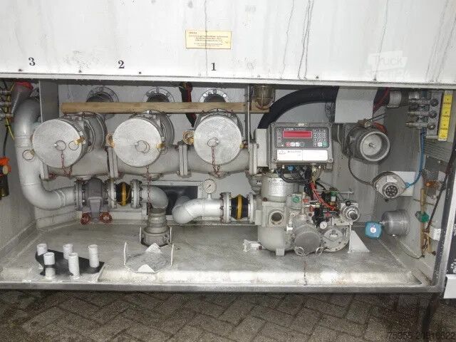 Camion-citerne Scania R380 6X2 19200 LITER TANK,MANUAL GEARBOX