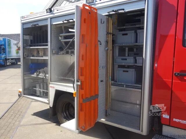 Brandbil MAN LE 220C GODIVA POMP 2000 LITER TANK,MANUAL GEARBOX