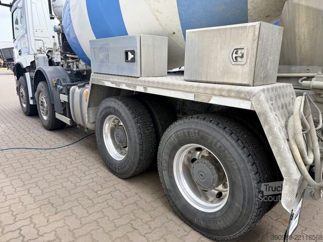 Betonmischer LKW Mercedes-Benz Arocs 3546 8x4 Betonmischer Stetter