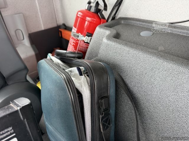 Camião de lixo MAN TGS 26.320 6x2 BL Faun Frontlader