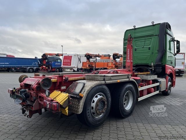 Kroghejselastbil MERCEDES-BENZ Actros 2745 6x2 Gergen 21/70 Abrollkipper