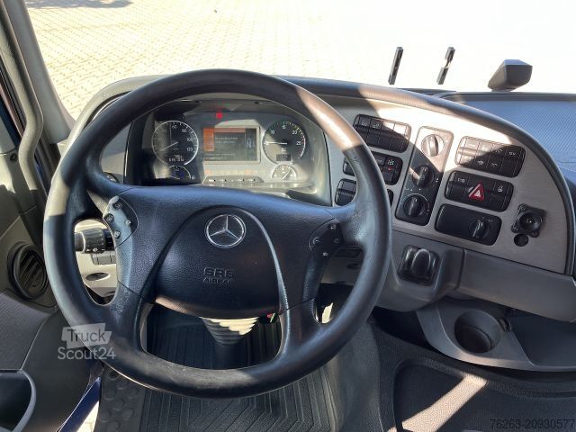 LKW mit Pritsche & Plane MERCEDES-BENZ 2541 6x2 Atlas 135.2E Pritsche 8,20 m