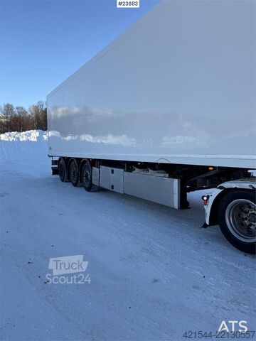 Bâches coulissantes Ekeri T3-K 3 axle closed semi trailer w/ full side openi