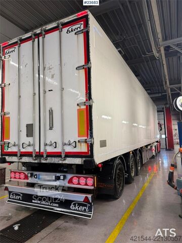 Bâches coulissantes Ekeri T3-K 3 axle closed semi trailer w/ full side openi