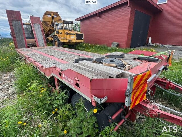 Lav laster Maur Machine Trailer – Hydraulic Loading Ramps