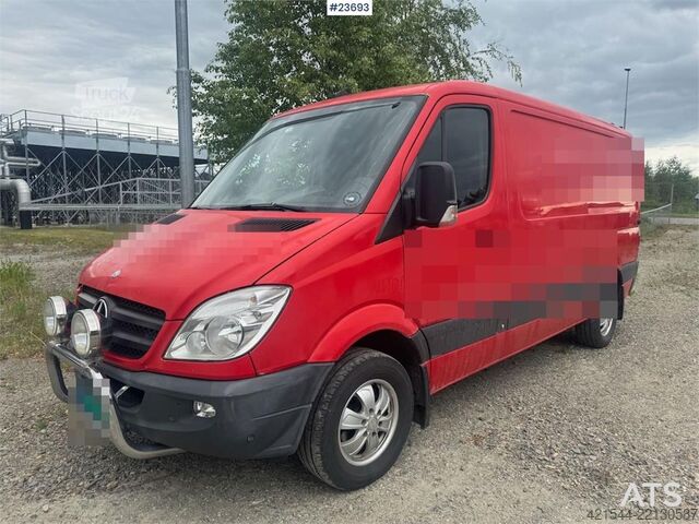 Kombi s vysokou strechou Mercedes-Benz Sprinter - 140 000 km