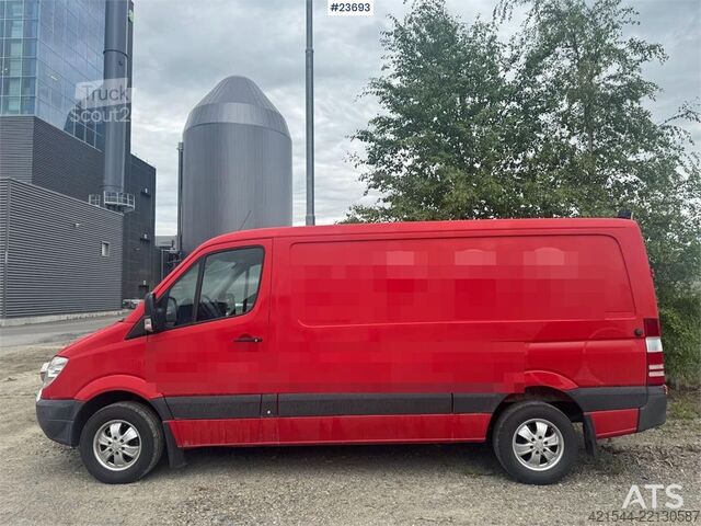 Kombi s vysokou strechou Mercedes-Benz Sprinter - 140 000 km