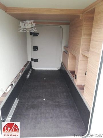 Autorulotă semi-integrată WEINSBERG CaraCompact 640 MEG Suite EDITION [PEPPER]