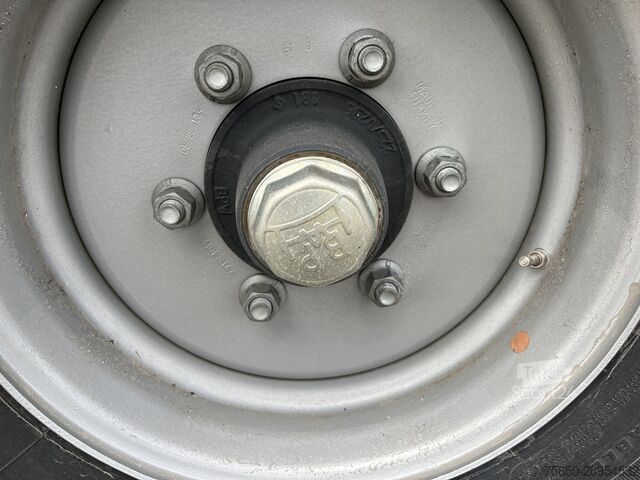 Otwarta przyczepa Möslein THT 11- G 7,2  Tandem- Pritschenanhänger- Tieflader