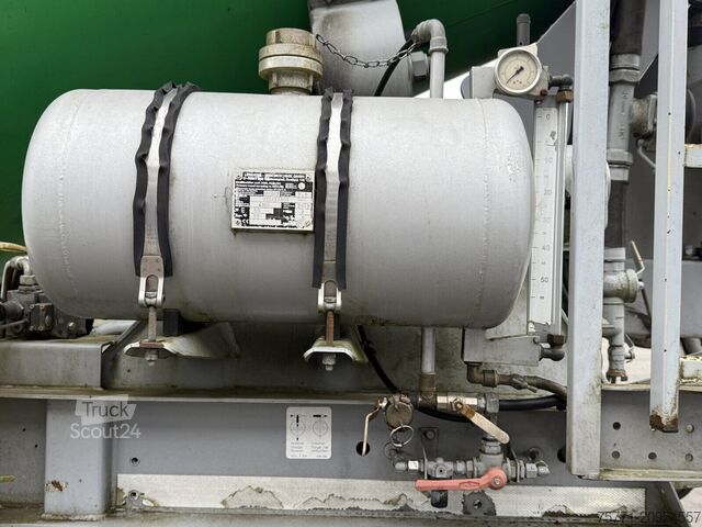 Betoniarka Müller-Mitteltal LIEBHERR NACZEPA BETONOMIESZARKA 10m3