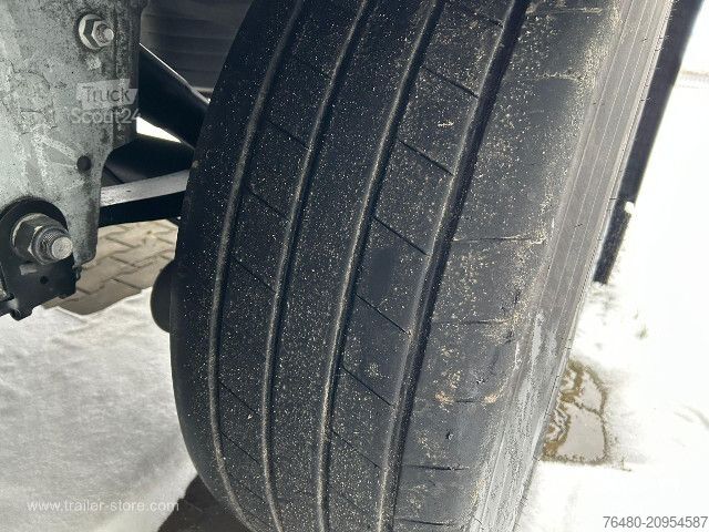 Naczepa chłodnia Schmitz Cargobull Tiefkühlkoffer Standard Doppelstock