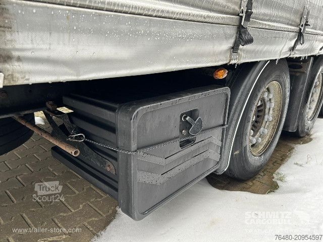 Åben sættevogn med presenning Kögel Schiebeplane Mega