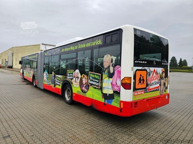 Ledbus MERCEDES-BENZ O 530 G, Gelenkbus, 3 Achser, Retarder