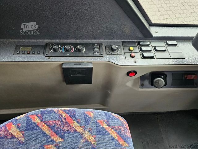 Ledbus MERCEDES-BENZ O 530 G, Gelenkbus, 3 Achser, Retarder
