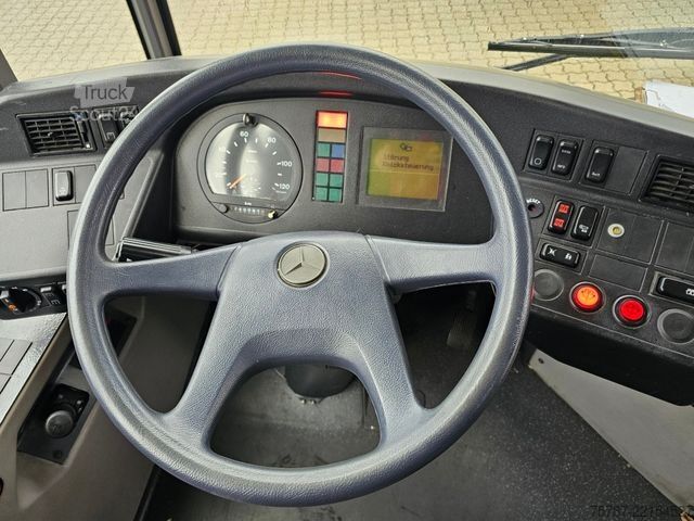 Ledbus MERCEDES-BENZ O 530 G, Gelenkbus, 3 Achser, Retarder