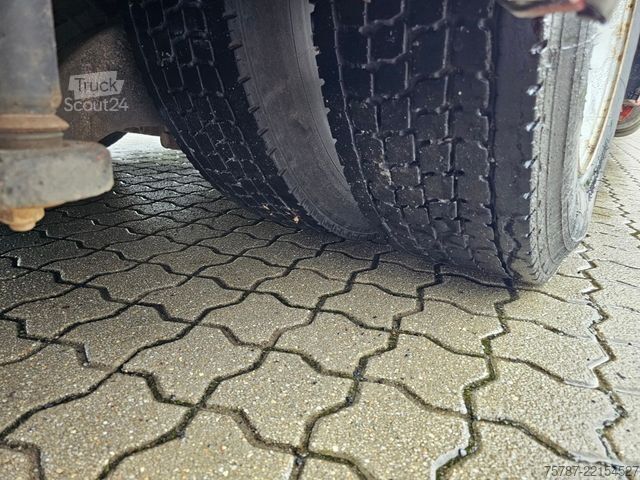 Ledbus MERCEDES-BENZ O 530 G, Gelenkbus, 3 Achser, Retarder