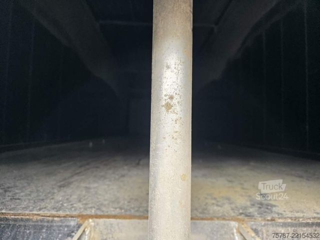 Silo návěs KEMPF Schleusenkipper, Rüttler, ca. 58,7 cbm, Lift
