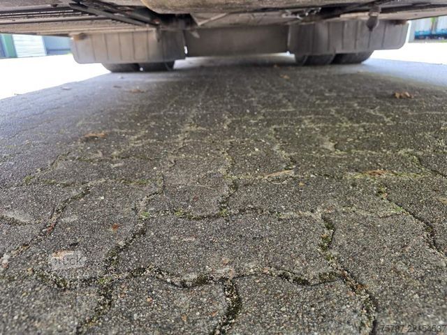 Intercitybus IVECO Crossway 55+1+1+26, Retarder