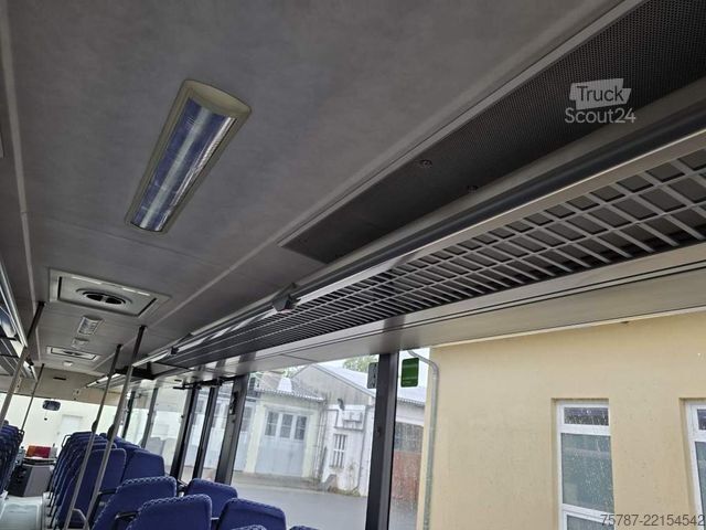 Intercitybus SETRA S315 Überland 53+49+1, großer Gepäckraum